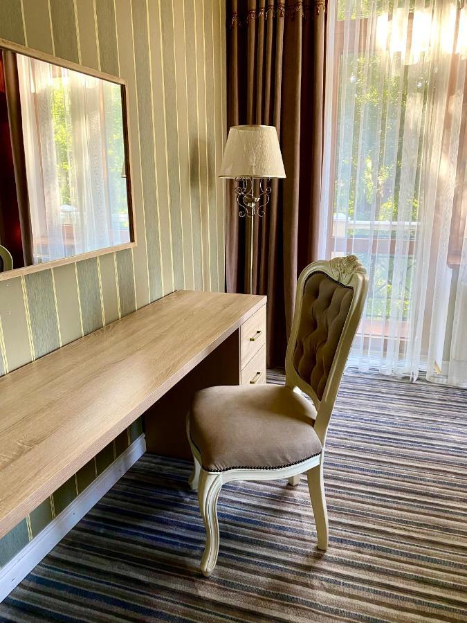 Villa-Sofia Mini-Hotel Oldenburg Bagian luar foto