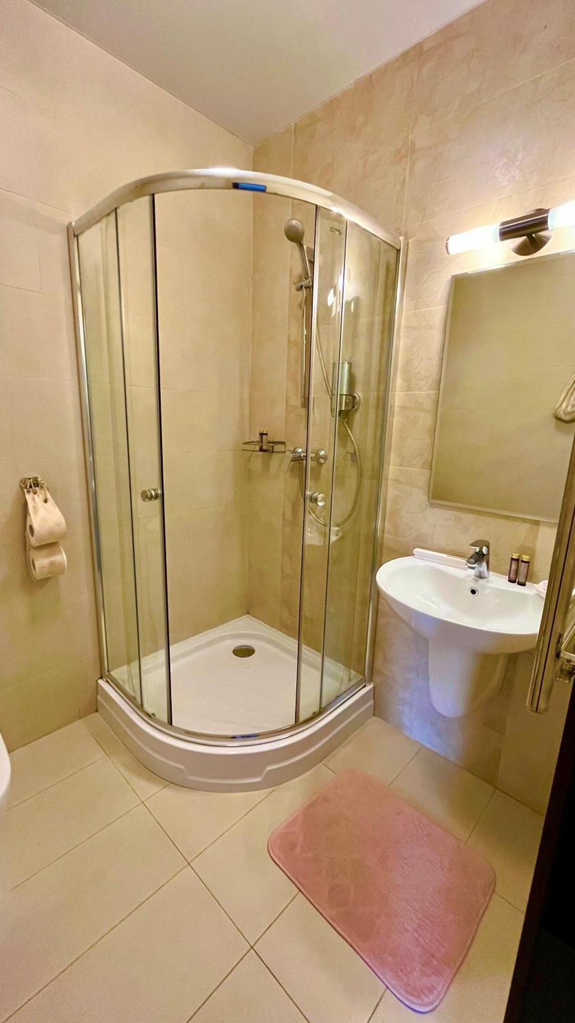Villa-Sofia Mini-Hotel Oldenburg Bagian luar foto