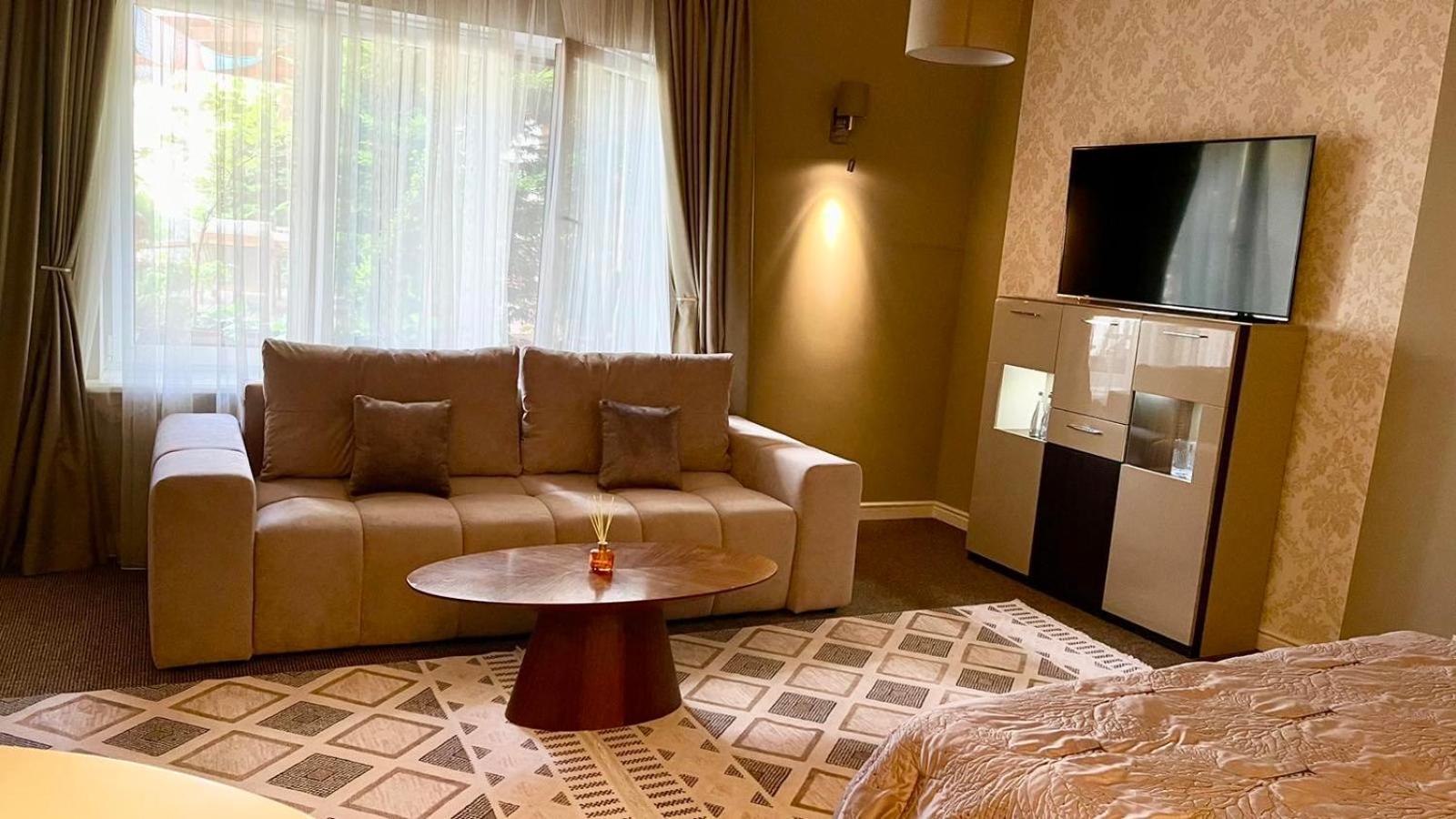 Villa-Sofia Mini-Hotel Oldenburg Bagian luar foto